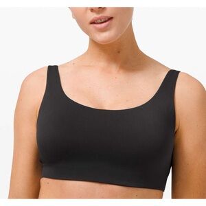 NWT Lululemon In Alignment Straight-Strap Bra *C/D Cup
BLACK